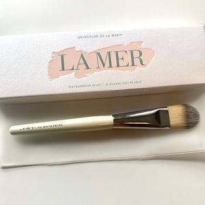 COPY - LA MER The Foundation Brush Skincolor De L…